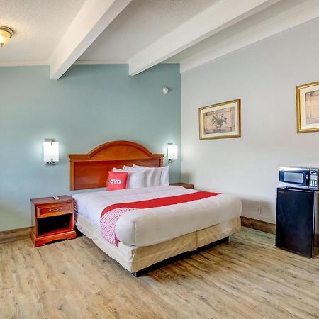 Oyo Hotel Lake Charles La I-10 Bagian luar foto