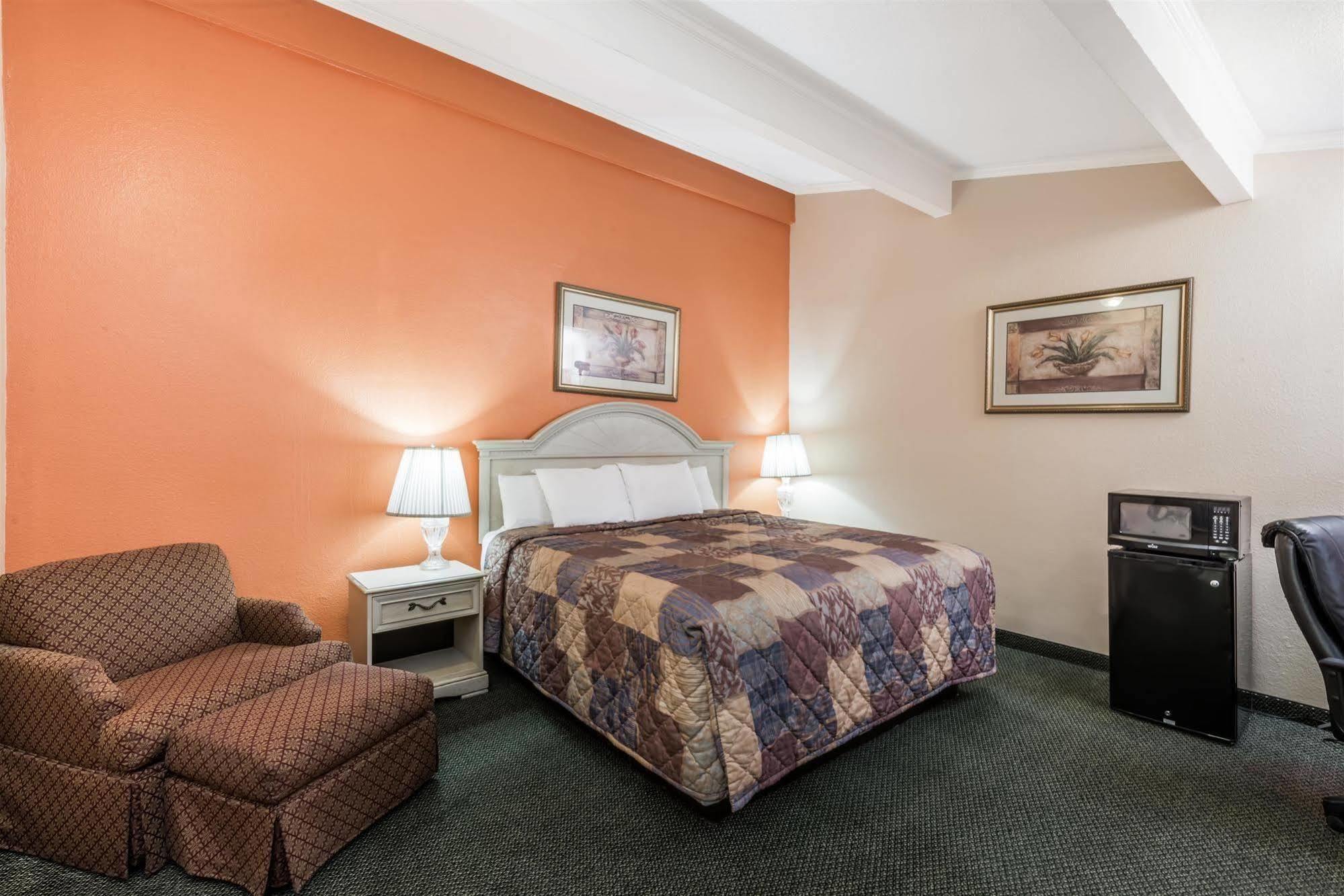 Oyo Hotel Lake Charles La I-10 Bagian luar foto