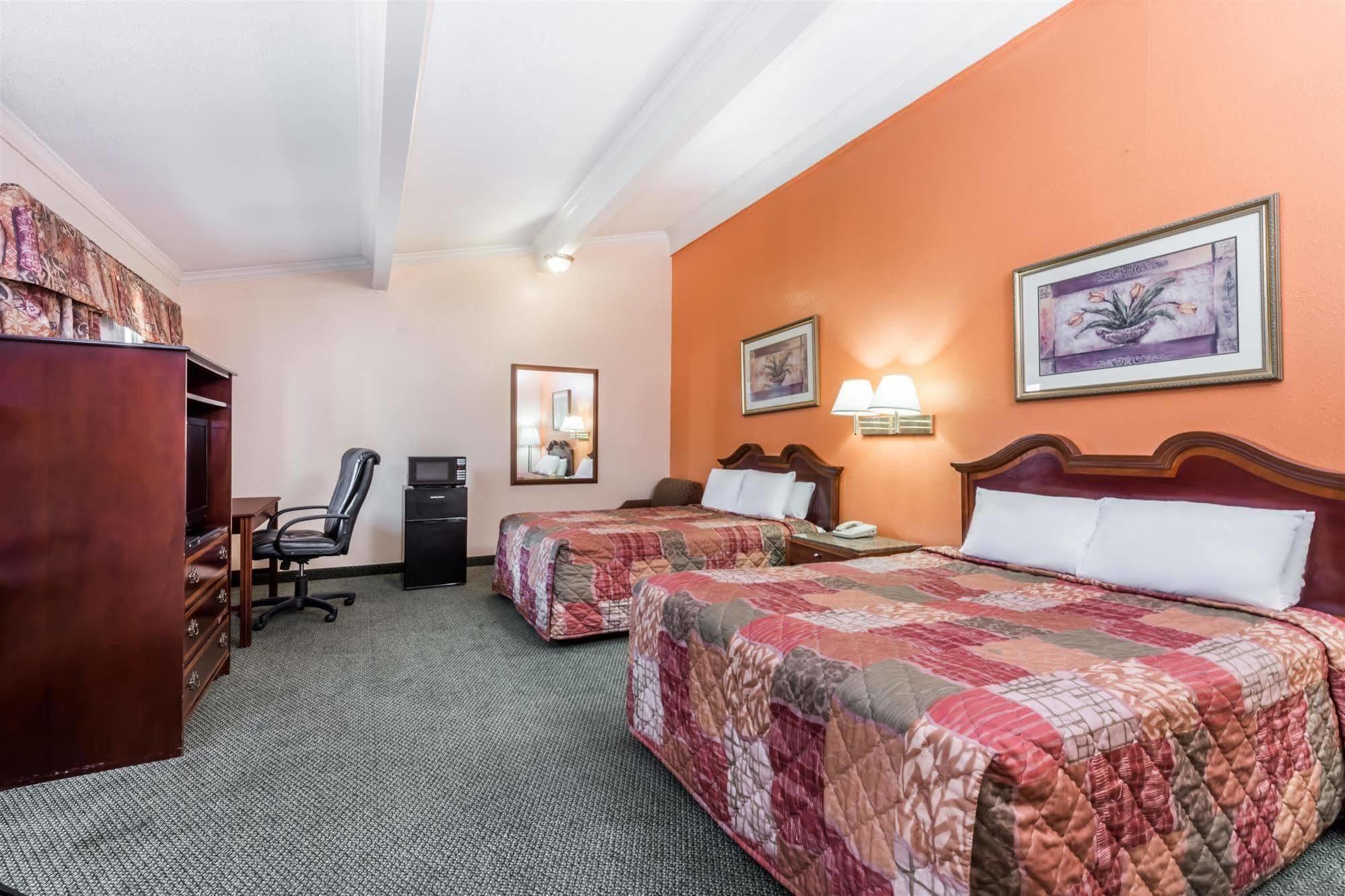 Oyo Hotel Lake Charles La I-10 Bagian luar foto